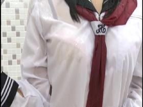 濡れて透けるセーラー服と下着　サンプル画像02